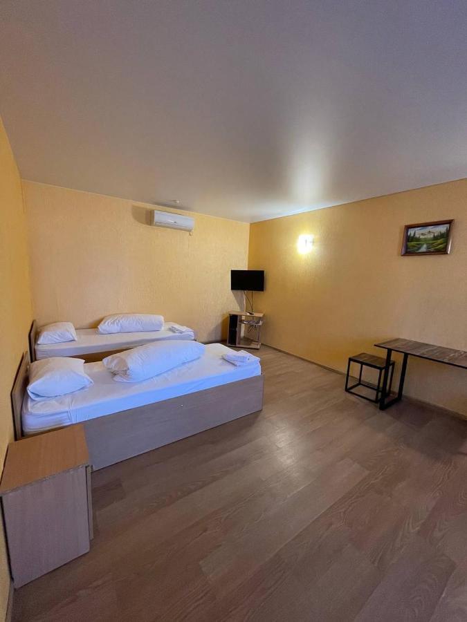 Hotel Спортохота Čerkasy Esterno foto