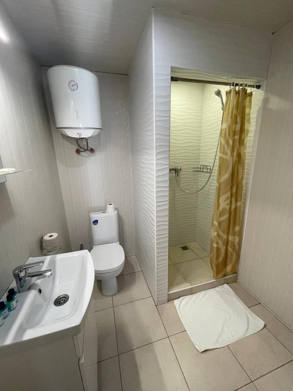 Hotel Спортохота Čerkasy Esterno foto